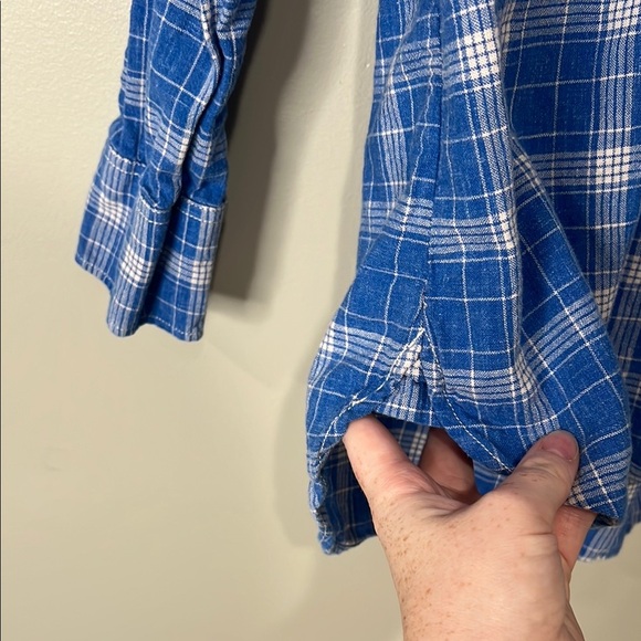 J. Crew Boy Fit Half Button Down Blue and White Plaid Shirt Womens XXS - Picture 6 of 8